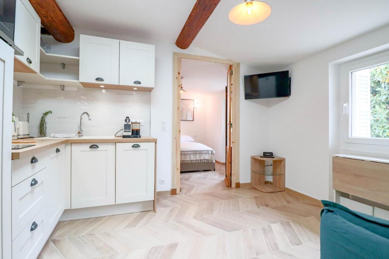Апартаменти Aubernon Luxurious, Newly Renovated Flat In Heart Of Old Антіб Екстер'єр фото